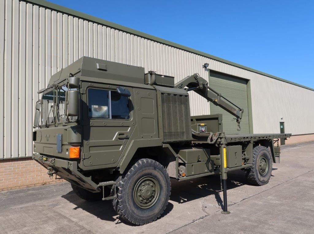 Ex Army MAN HX60 18.330 4x4 Crane Truck Ex Army MAN HX60 18.330 4x4 Crane Truck