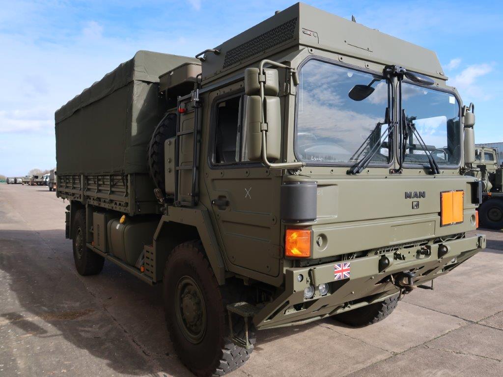 Ex. Army MAN HX60 18.330 4x4 Cargo Winch Truck Ex. Army MAN HX60 18.330 4x4 Cargo Winch Truck